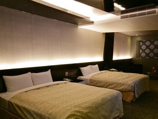 Fairy Tale City Motel Kota Hualien Bagian luar foto